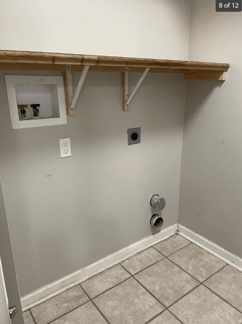 Lafayette Apartment: 504 Fox Run Ave