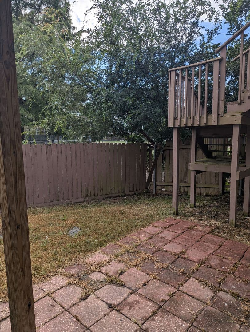 Lafayette Apartment: 504 Fox Run Ave