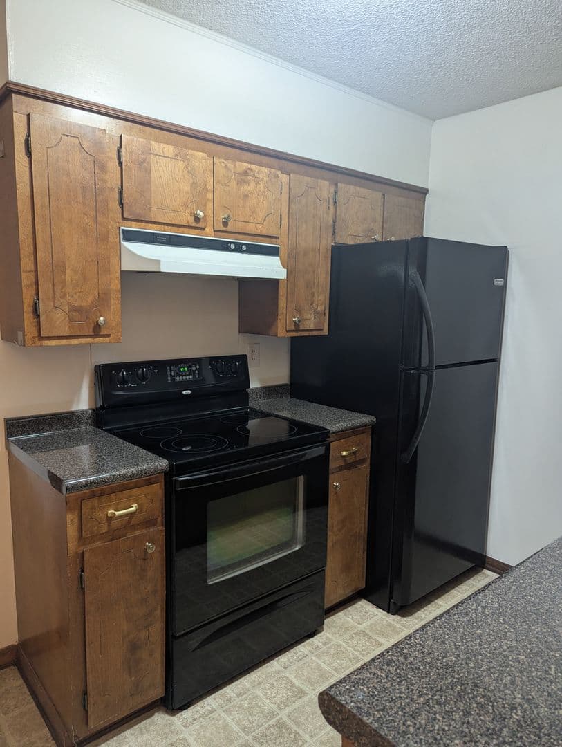 Churchpoint Apartment: 714 S Wimberly St