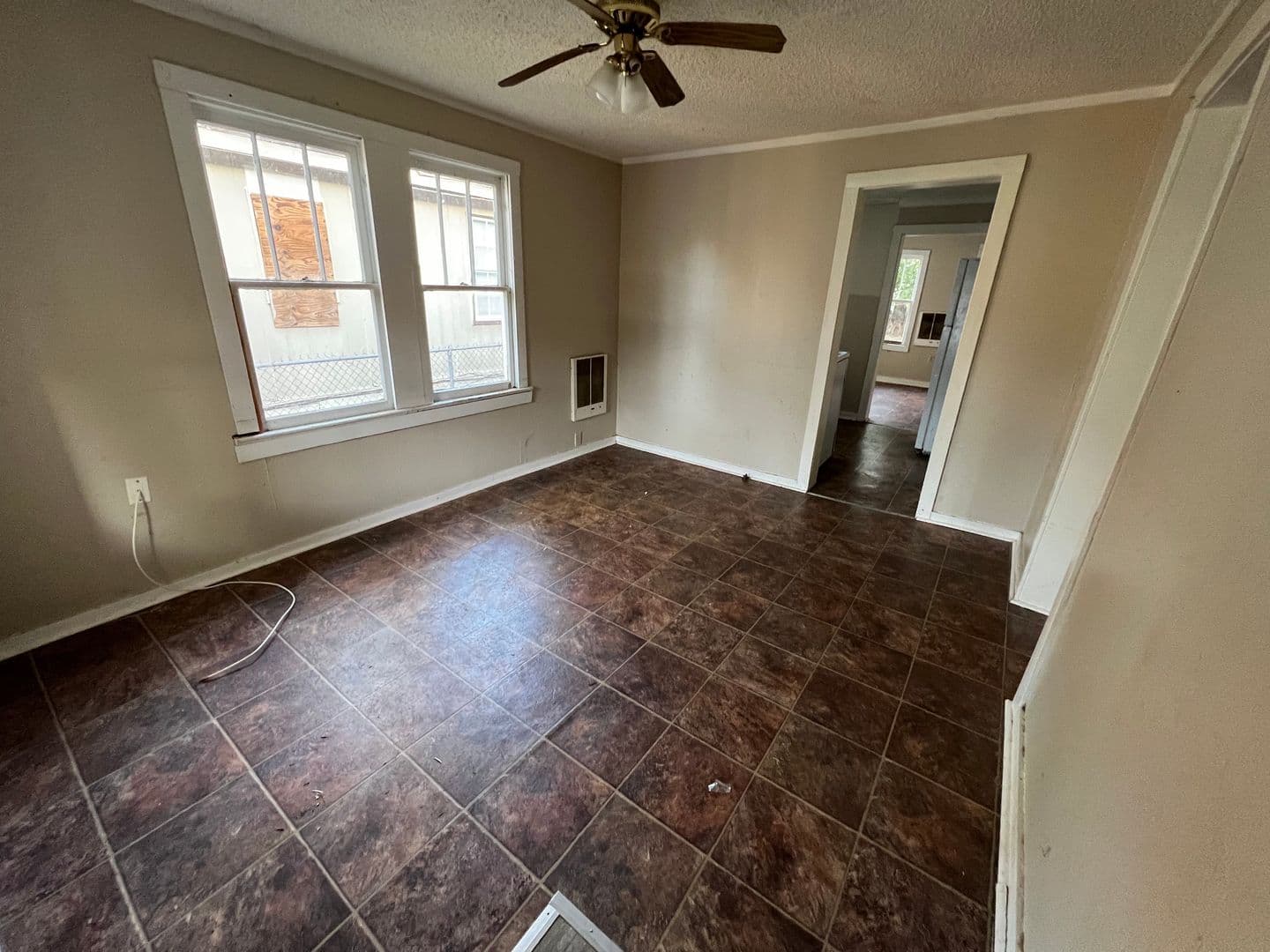 Lafayette House: 311 Short St