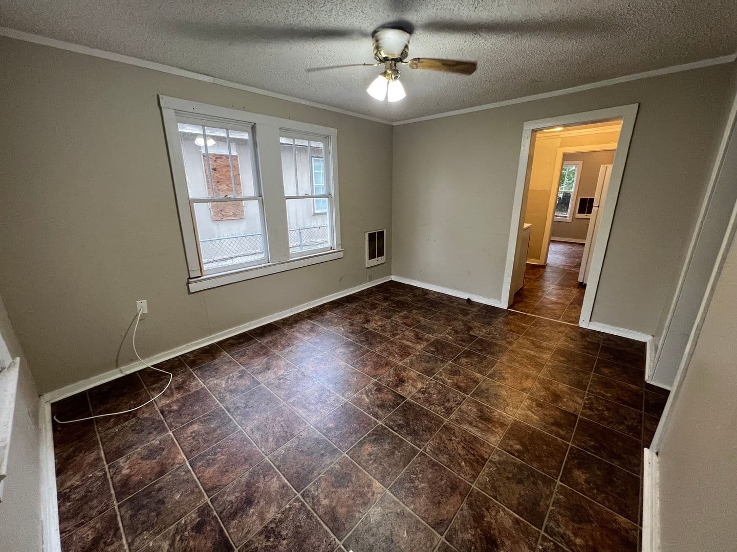 Lafayette House: 311 Short St