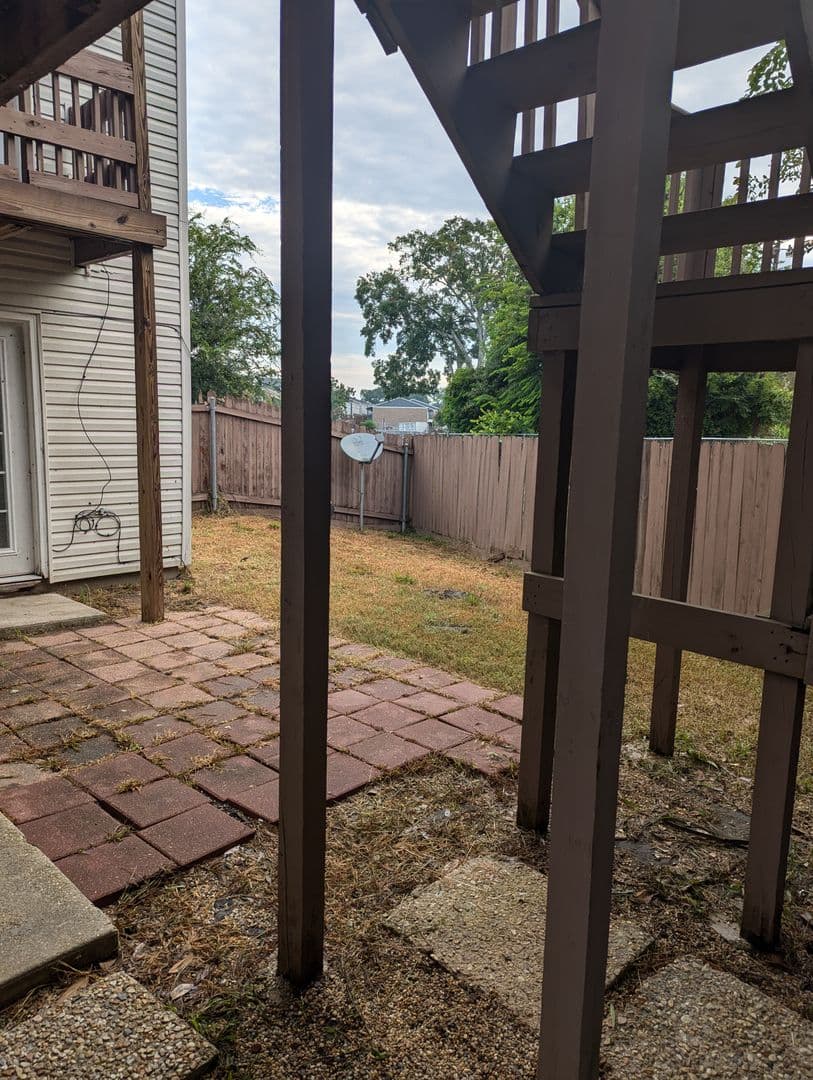 Lafayette Apartment: 504 Fox Run Ave