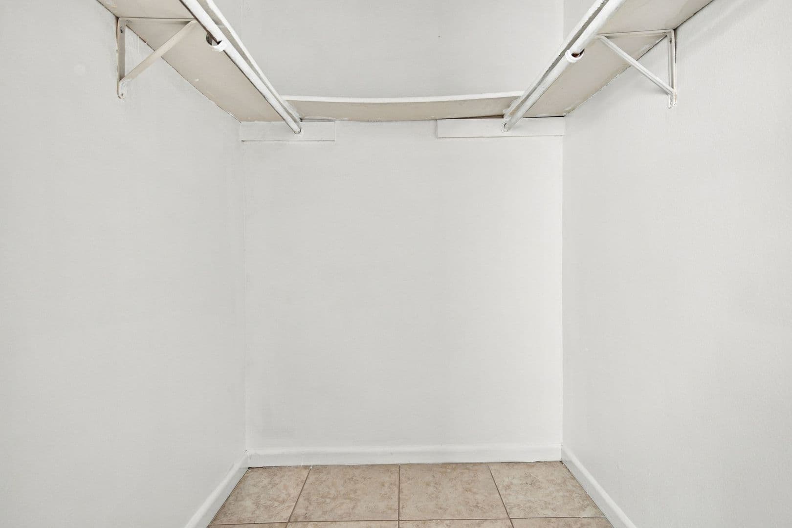 Sunrise House: 4088 NW 87 Ave