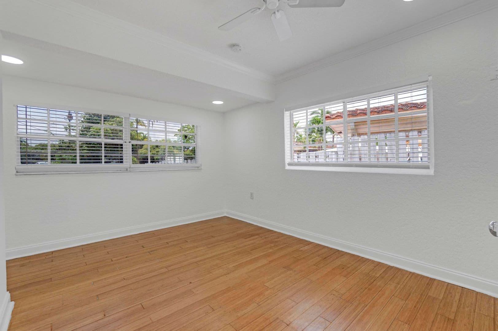 Oakland Park House: 1820 NW 33Rd ST