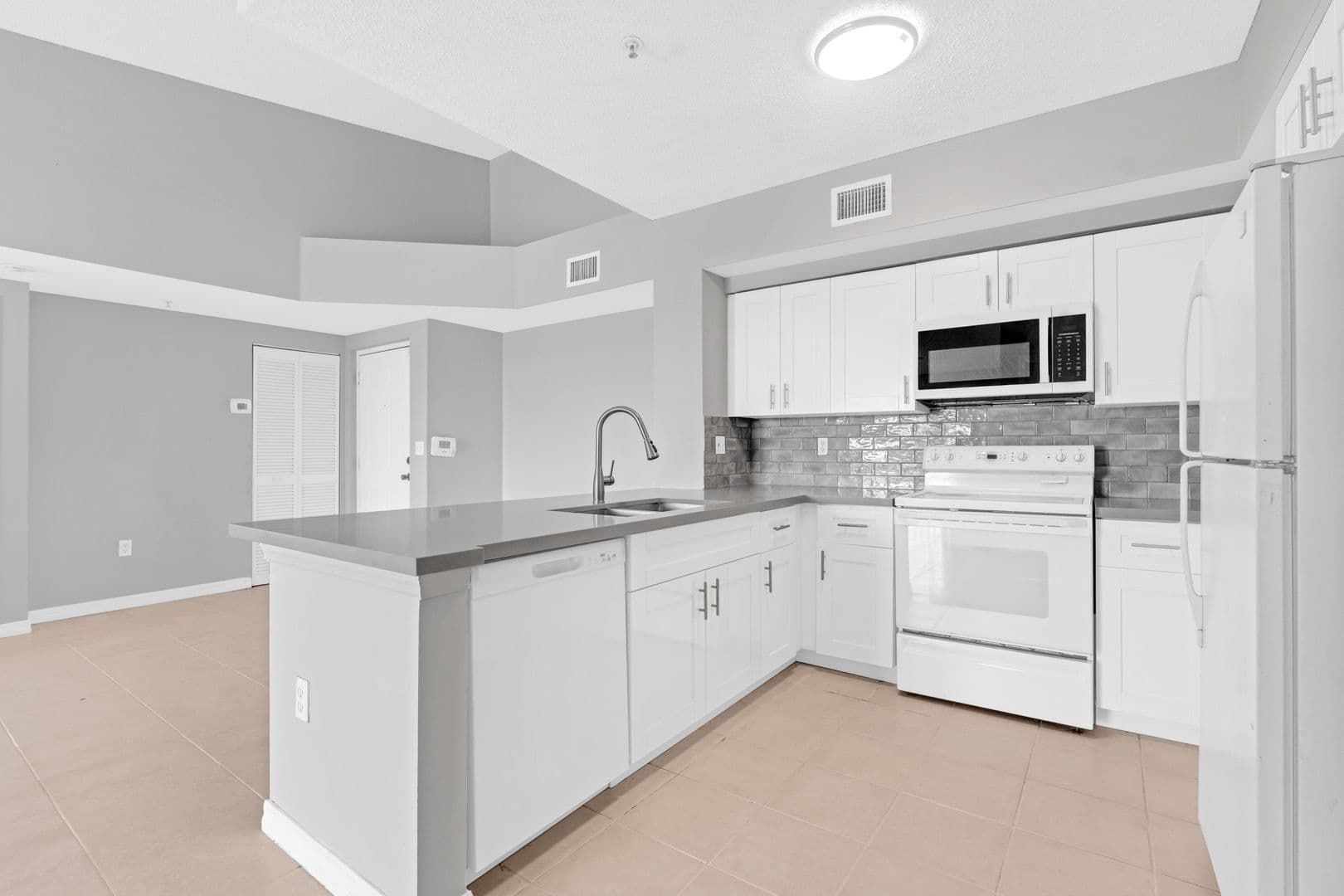Miramar Condo: 2120 W Preserve Way Apt 306
