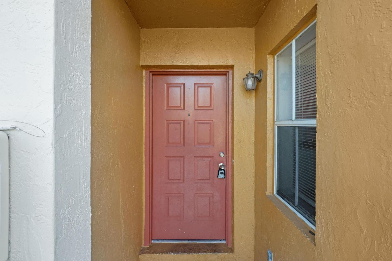 Sunrise Townhome: 4080 NW 90 Ave