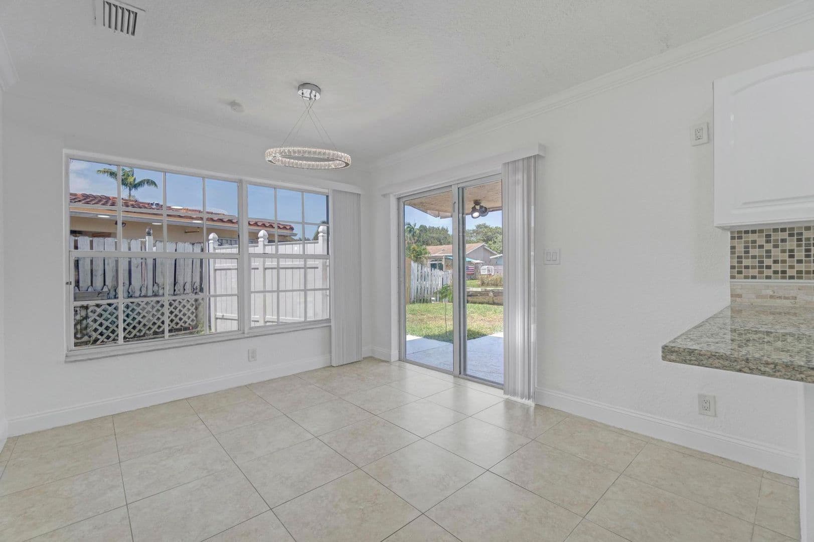 Oakland Park House: 1820 NW 33Rd ST