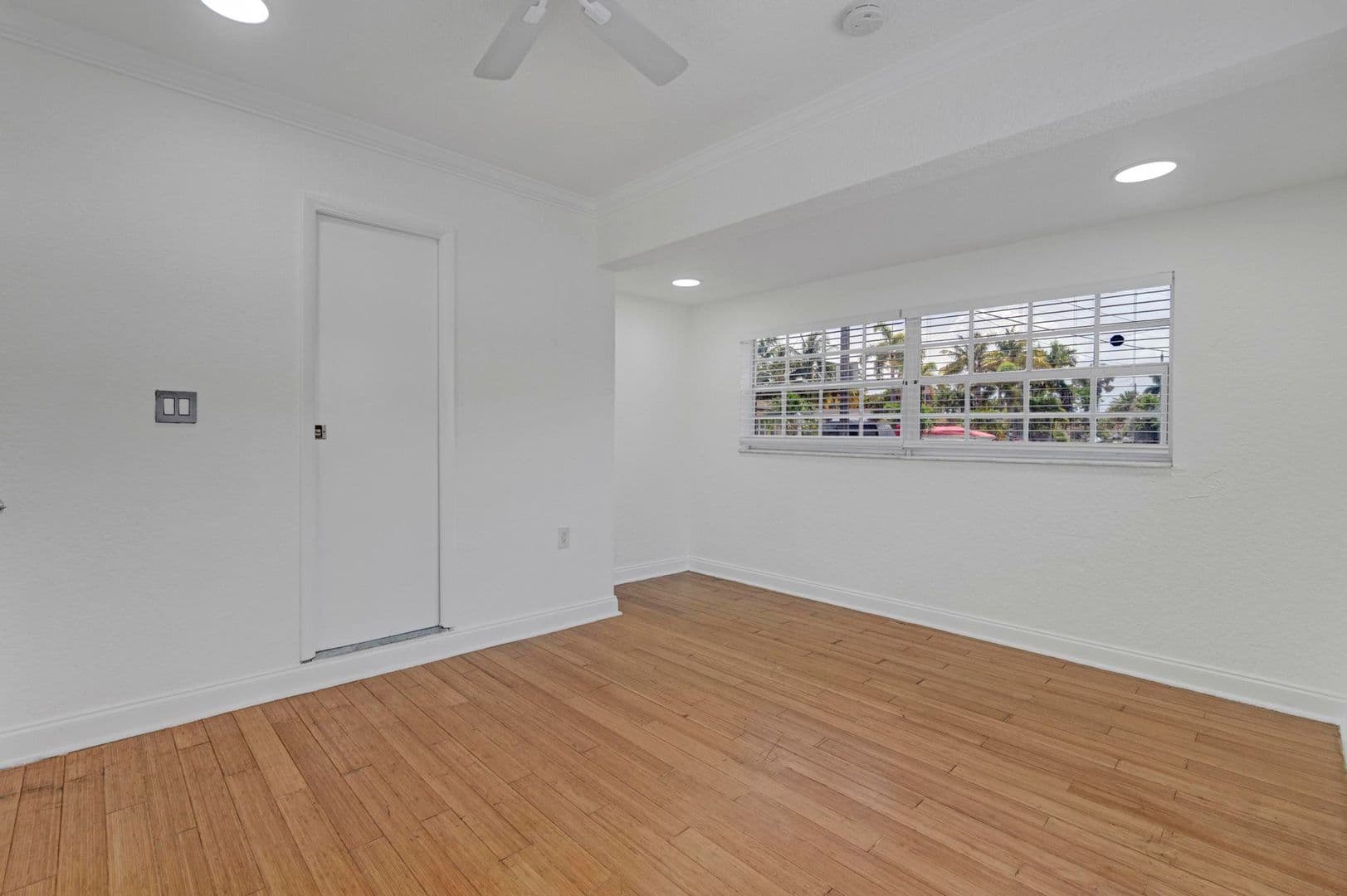 Oakland Park House: 1820 NW 33Rd ST