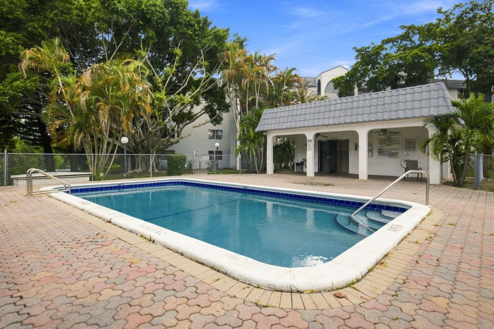 Lauderhill Condo: 3280 Spanish Moss Ter Apt 403