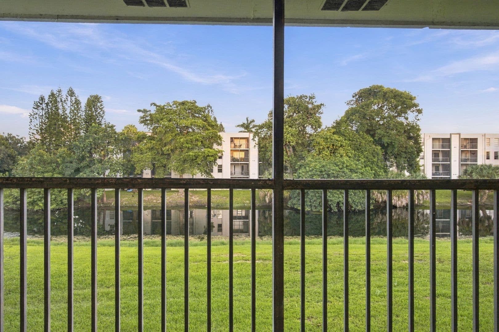 Sunrise House: 4088 NW 87 Ave