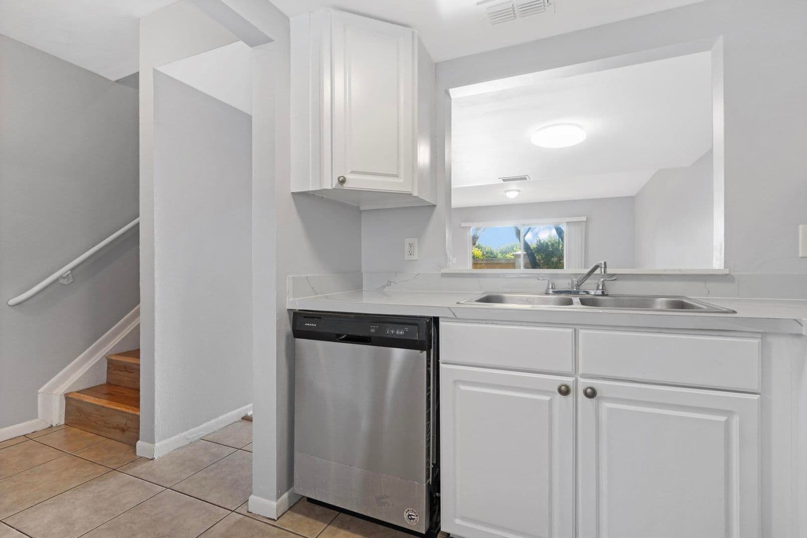Sunrise Townhome: 4080 NW 90 Ave