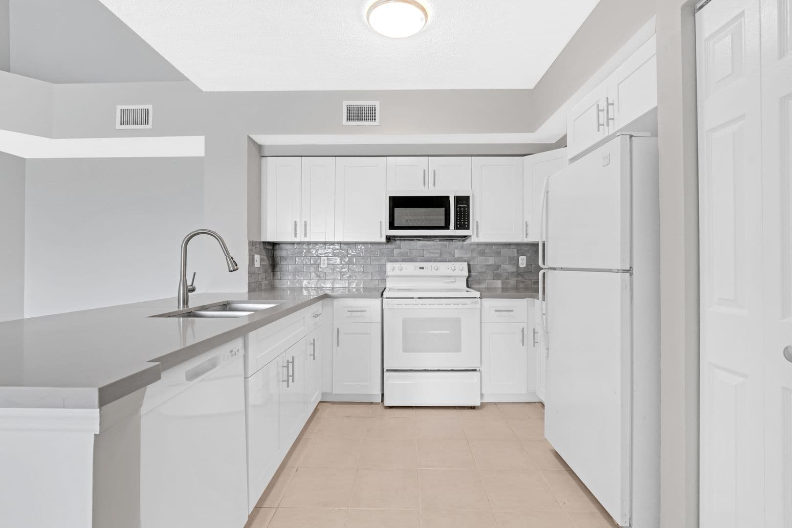 Miramar Condo: 2120 W Preserve Way Apt 306