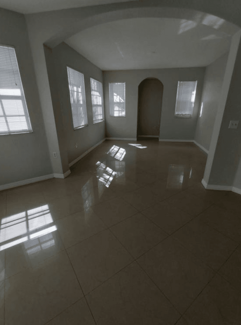 North Lauderdale House: 2307 Belmont Ln