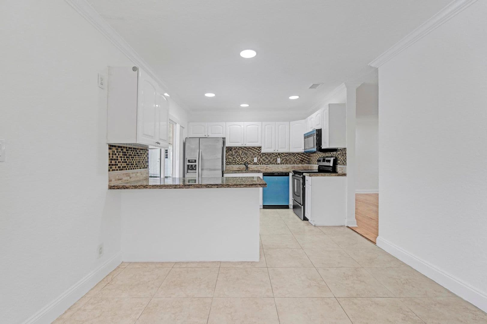 Oakland Park House: 1820 NW 33Rd ST