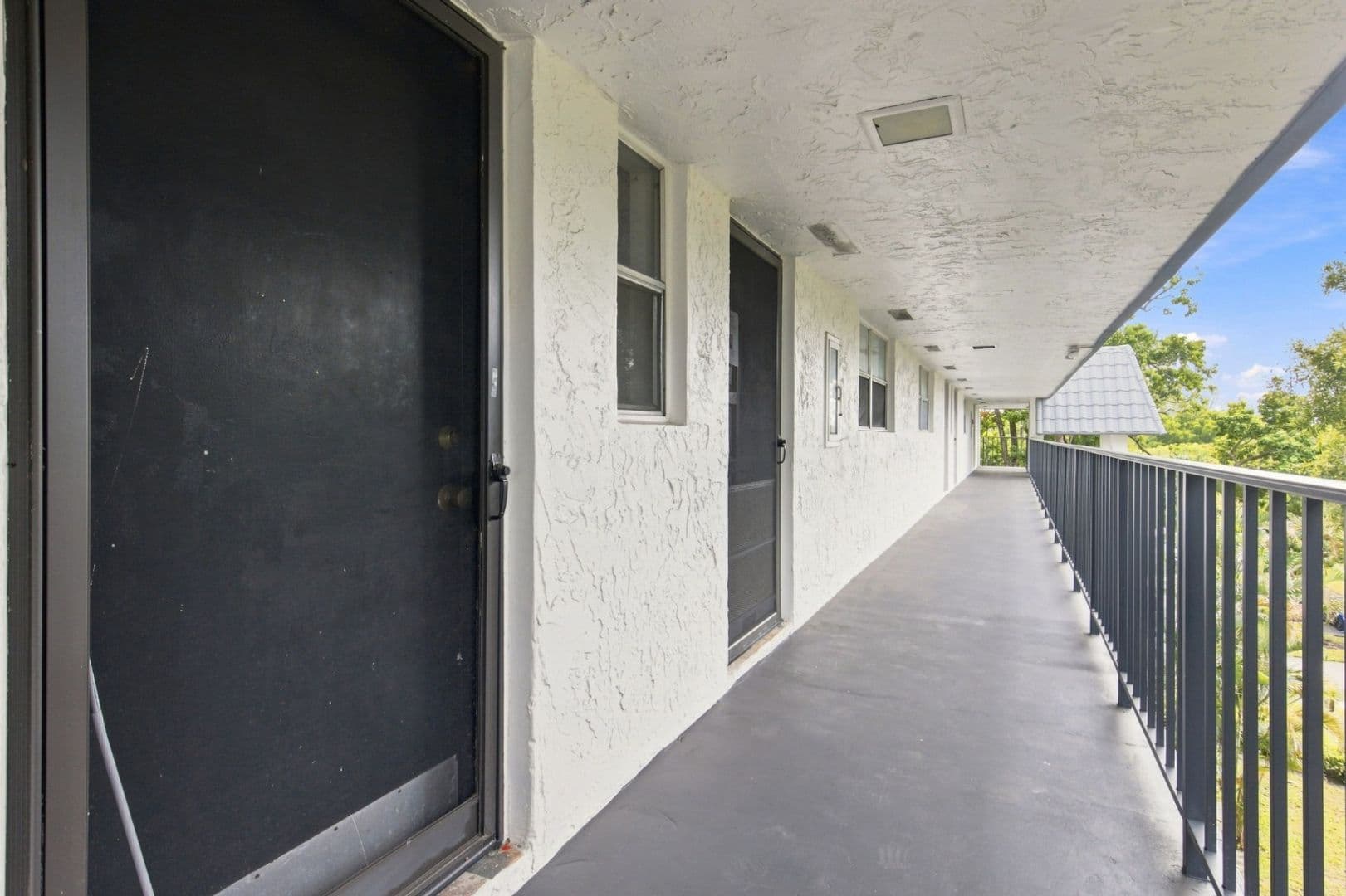 Lauderhill Condo: 3280 Spanish Moss Ter Apt 403