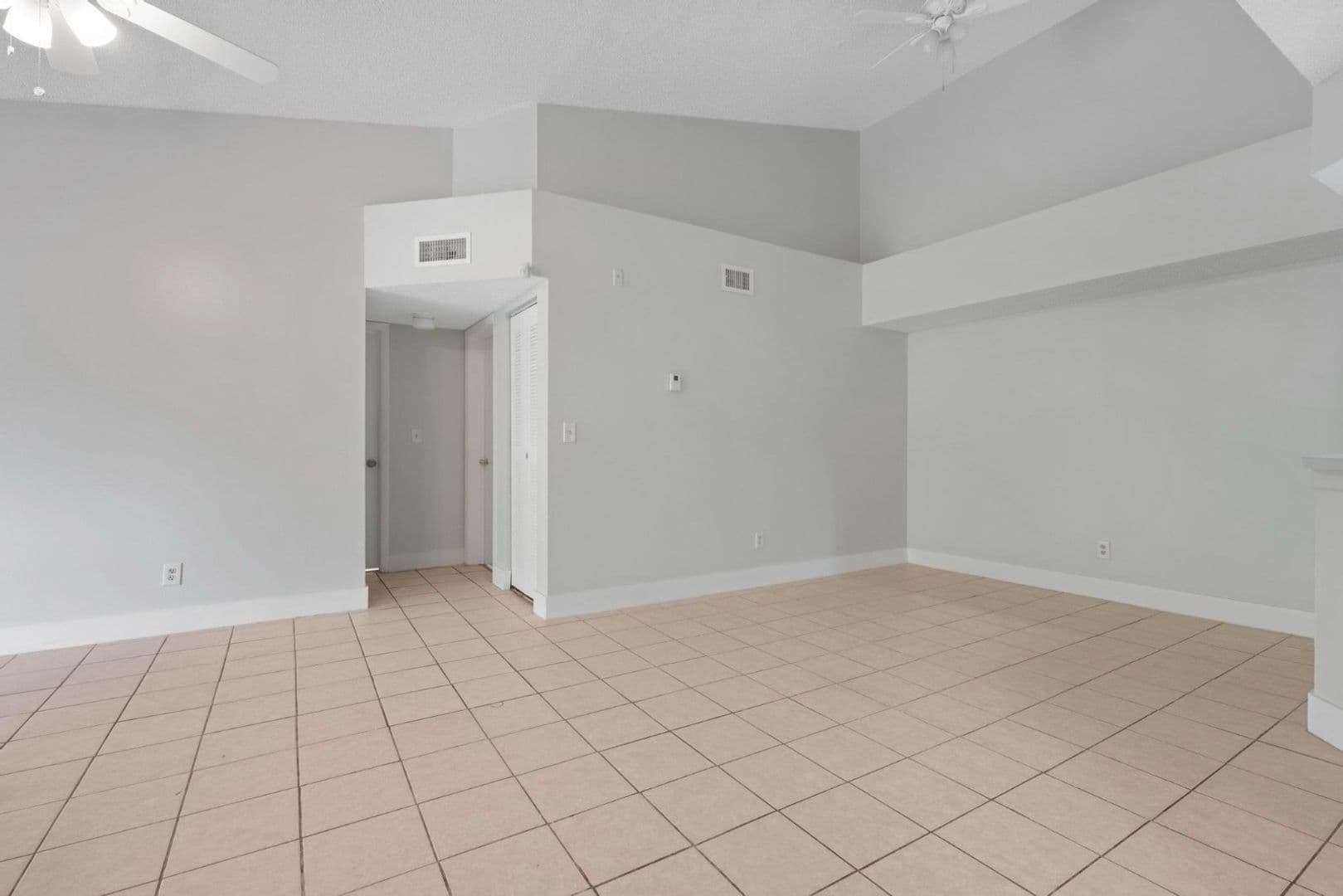 Coral Springs Condo: 9166 W Atlantic Blvd #1636