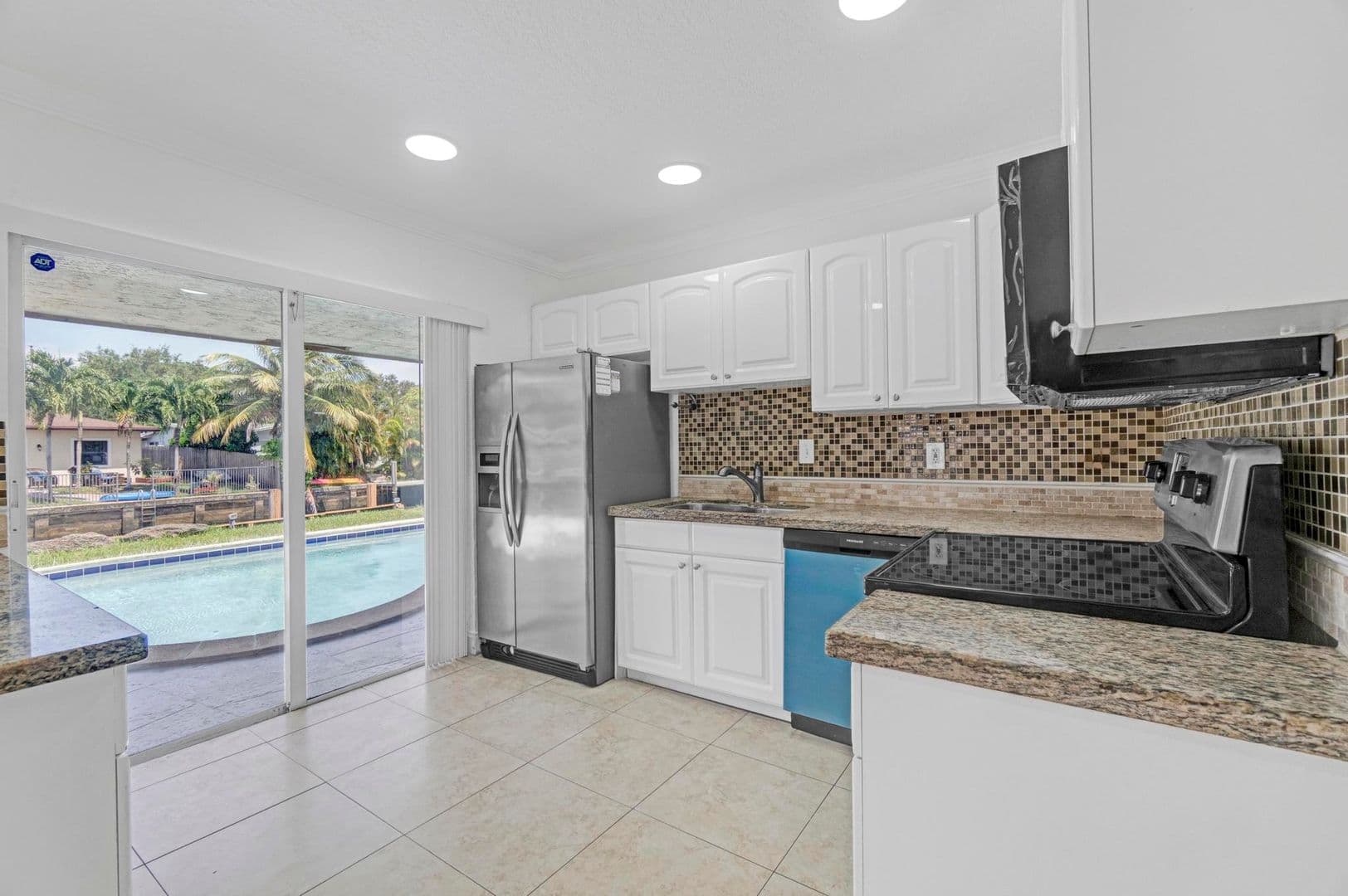 Oakland Park House: 1820 NW 33Rd ST