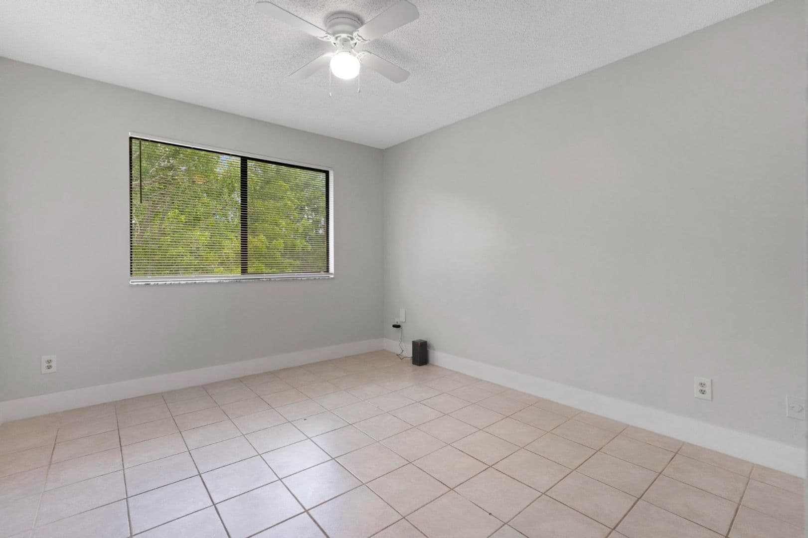 Coral Springs Condo: 9166 W Atlantic Blvd #1636