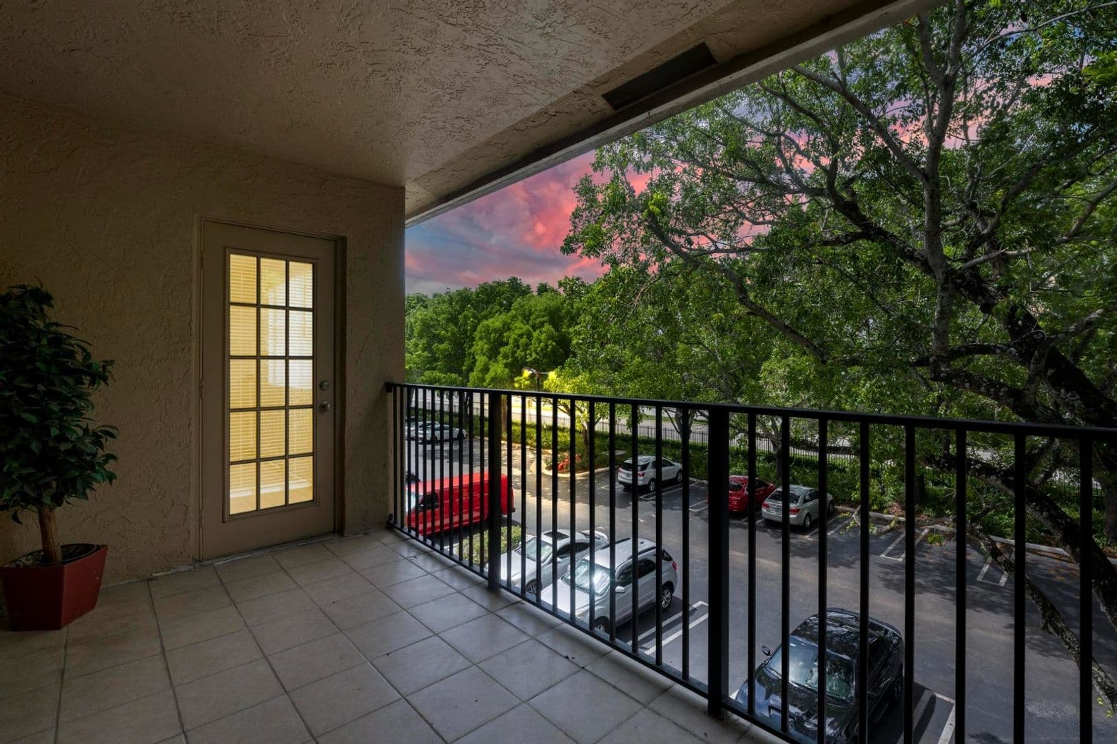 Coral Springs Condo: 9166 W Atlantic Blvd #1636
