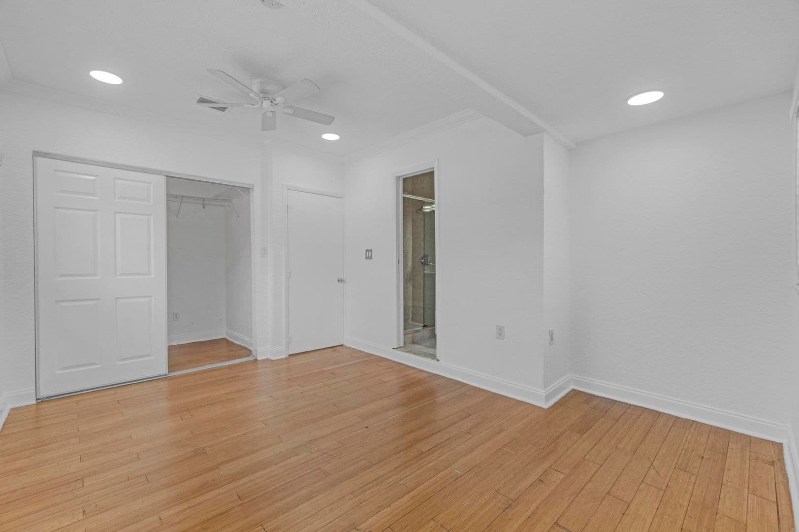 Oakland Park House: 1820 NW 33Rd ST