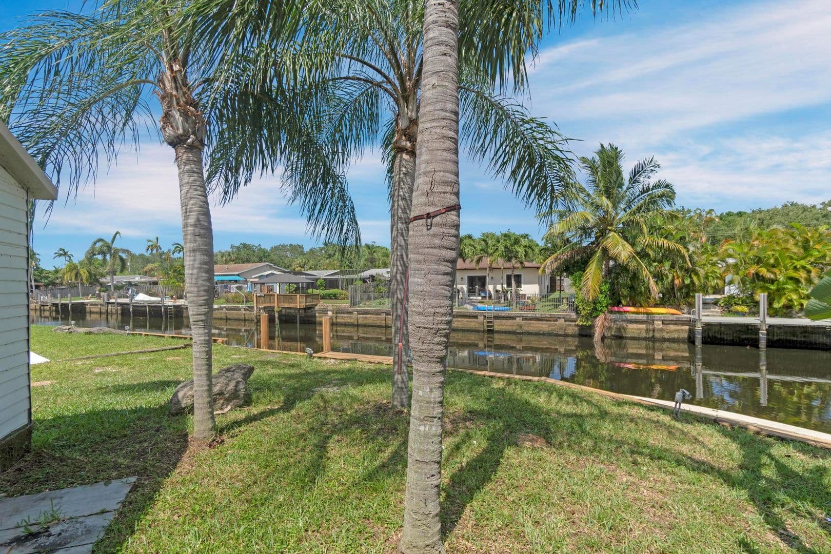 Oakland Park House: 1820 NW 33Rd ST