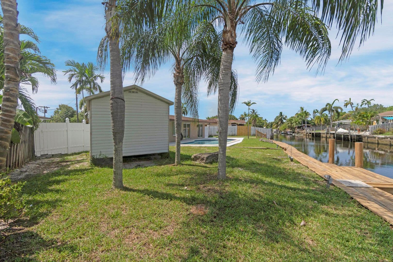 Oakland Park House: 1820 NW 33Rd ST