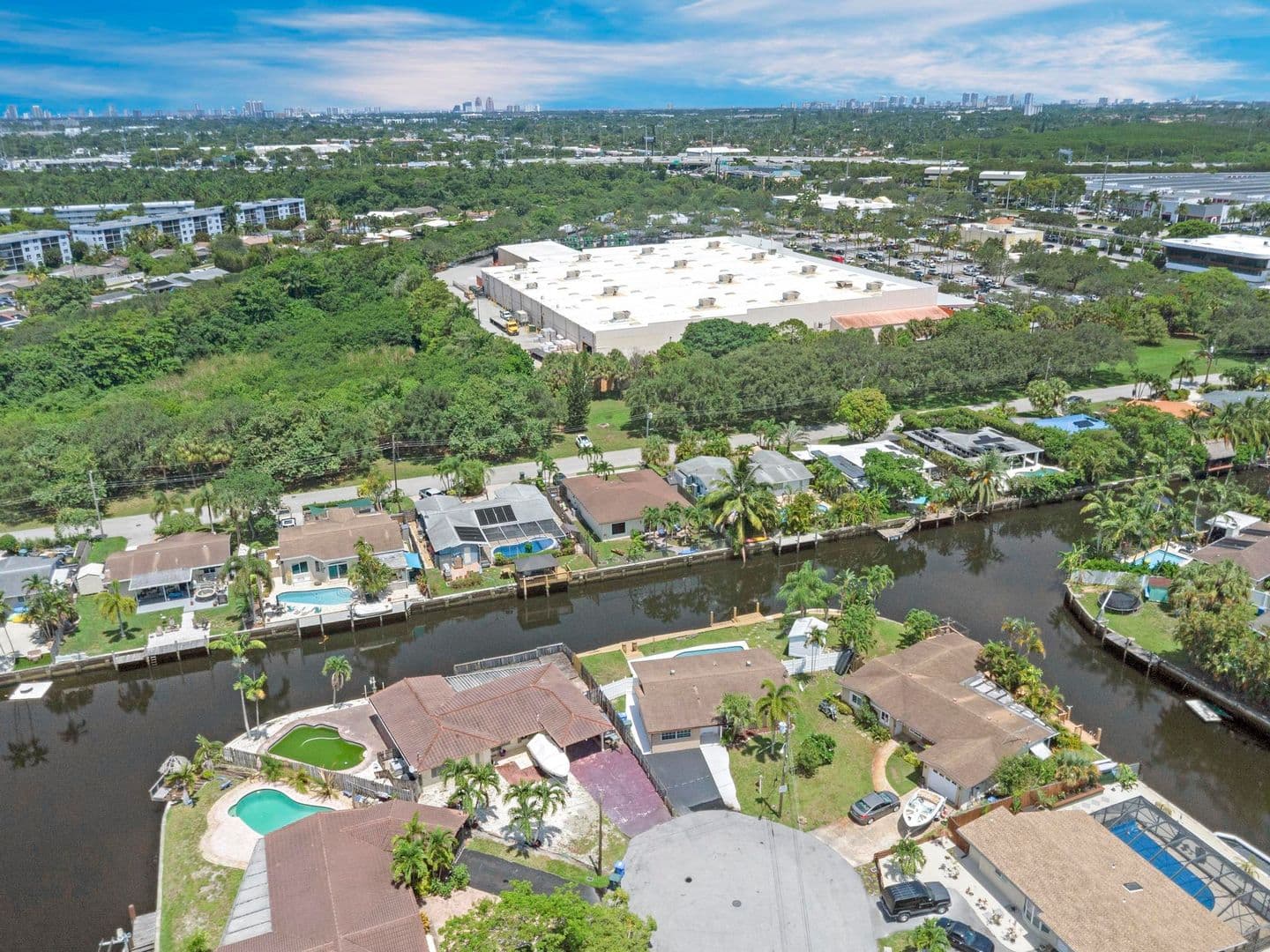Oakland Park House: 1820 NW 33Rd ST