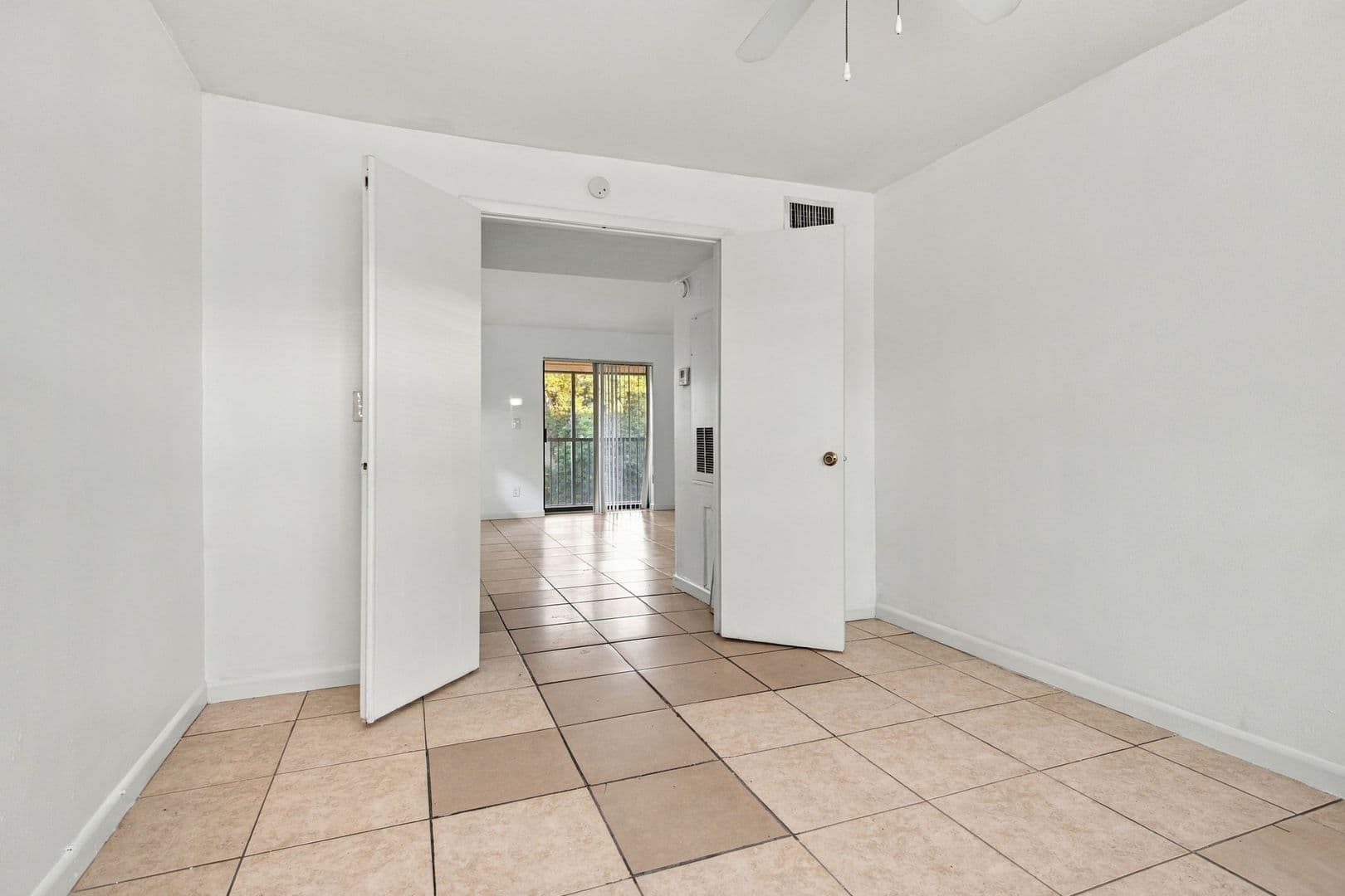 Sunrise House: 4088 NW 87 Ave