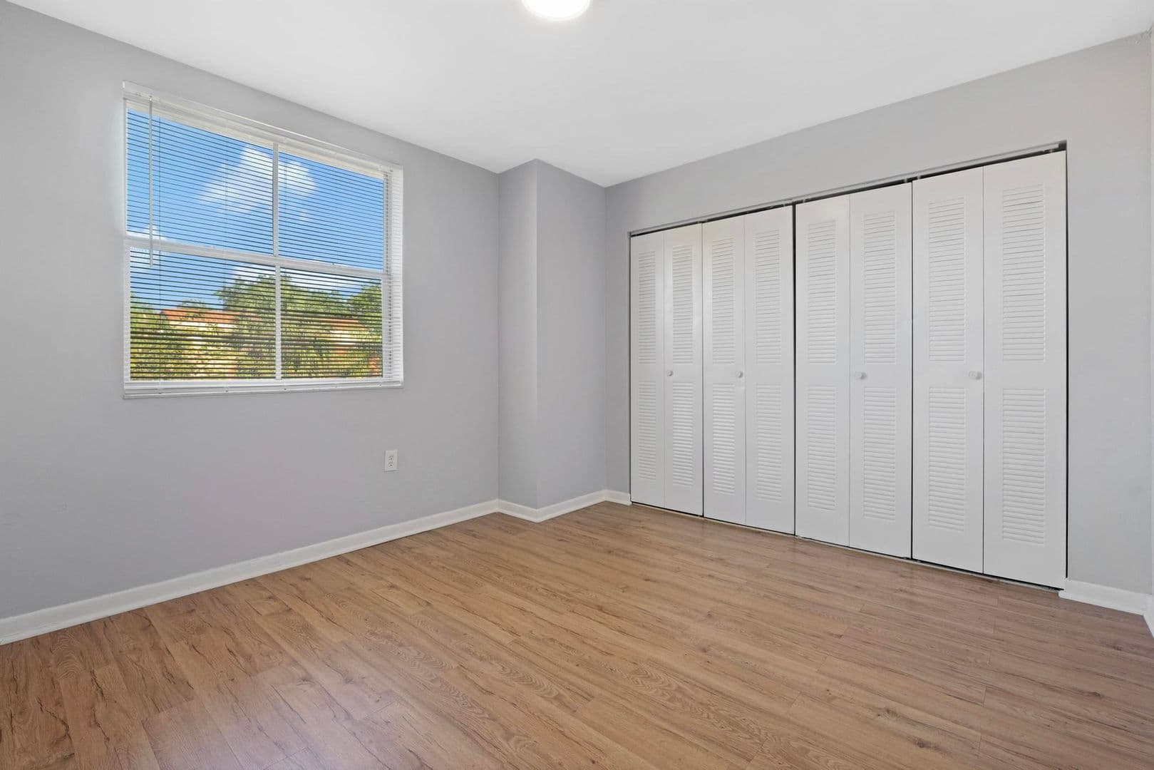 Sunrise Townhome: 4080 NW 90 Ave