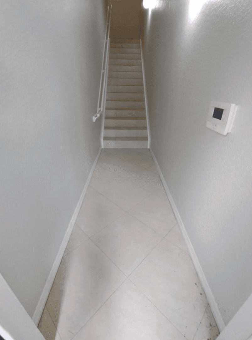 North Lauderdale House: 2307 Belmont Ln