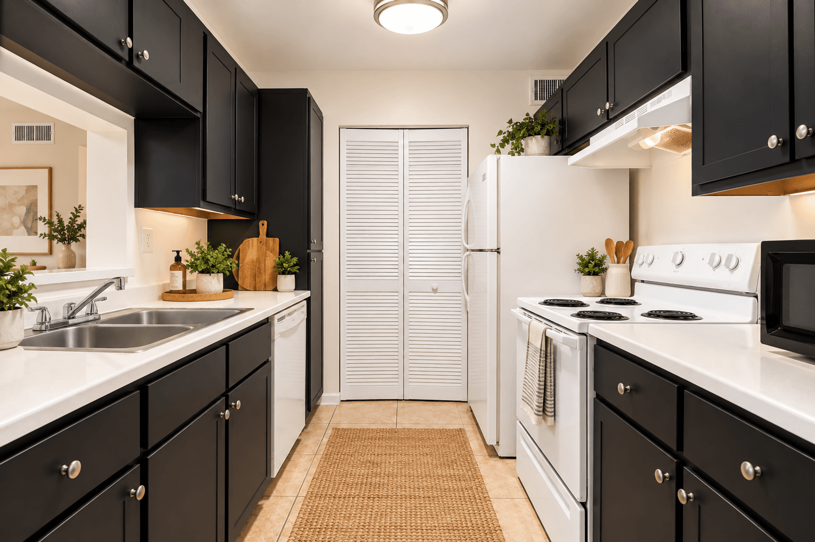 Sunrise House: 4088 NW 87 Ave
