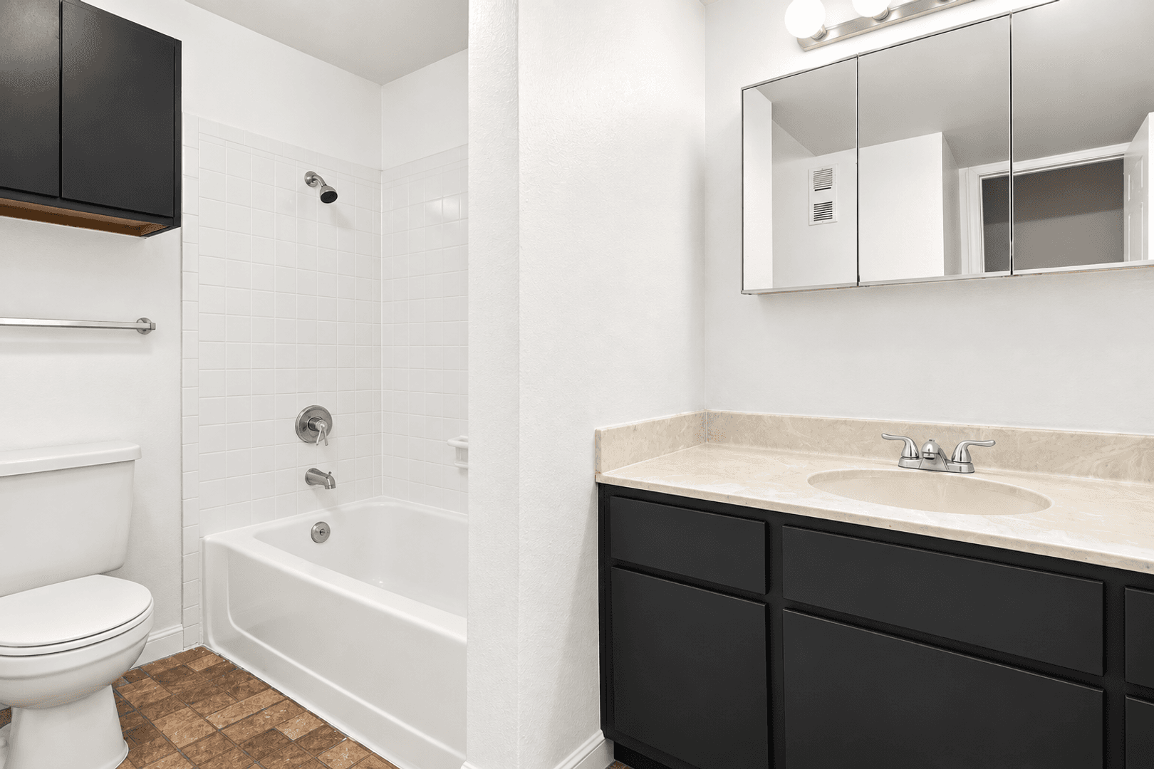 Sunrise House: 4088 NW 87 Ave