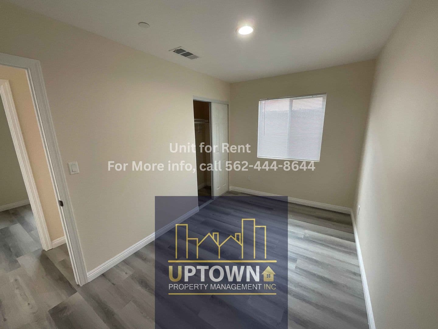 Long Beach Apartment: 2936 E. 70th St
