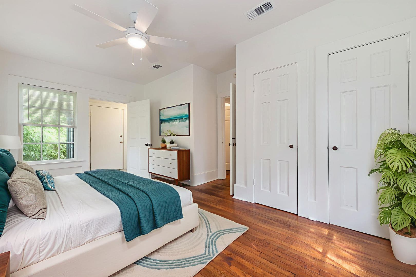 Austin Apartment: 2810 San Pedro Street