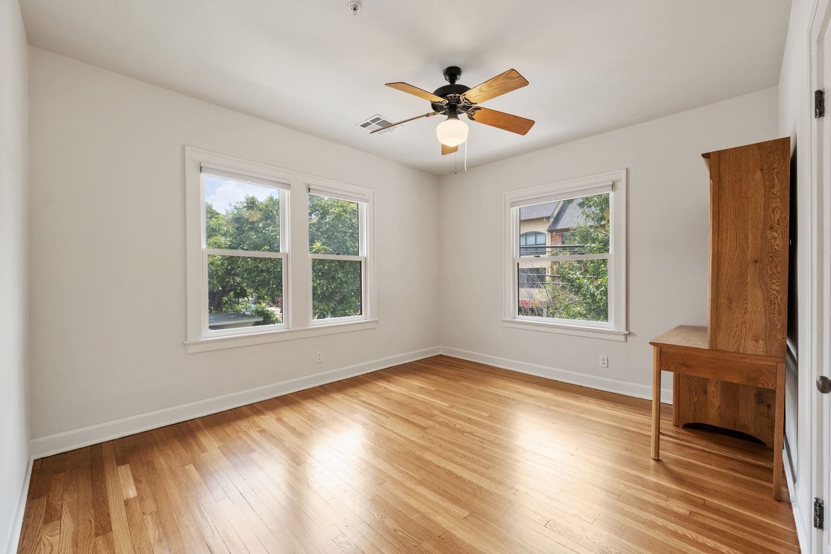Austin House: 2811 Hemphill Park