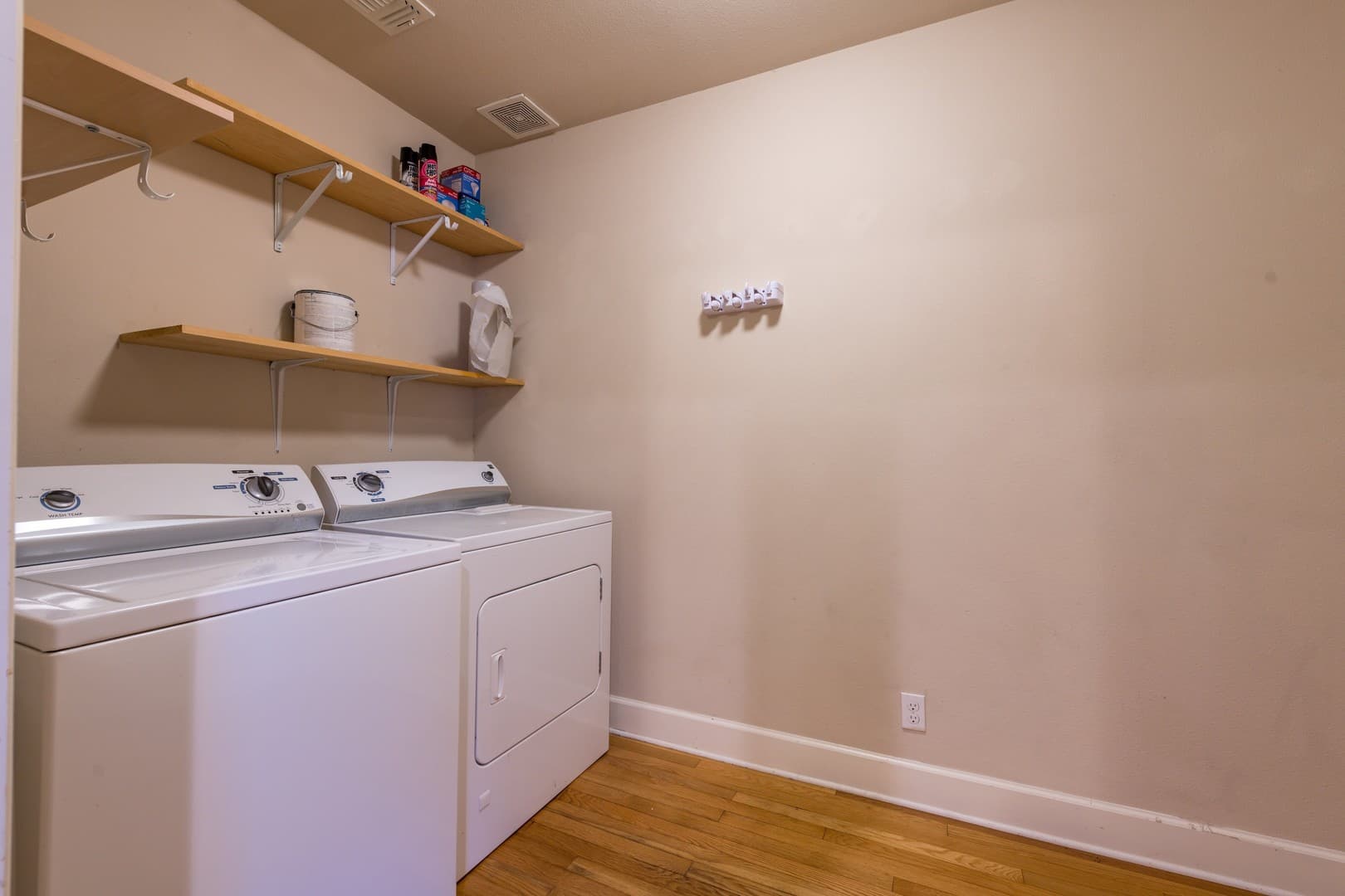 Austin Apartment: 921 East 37th Street