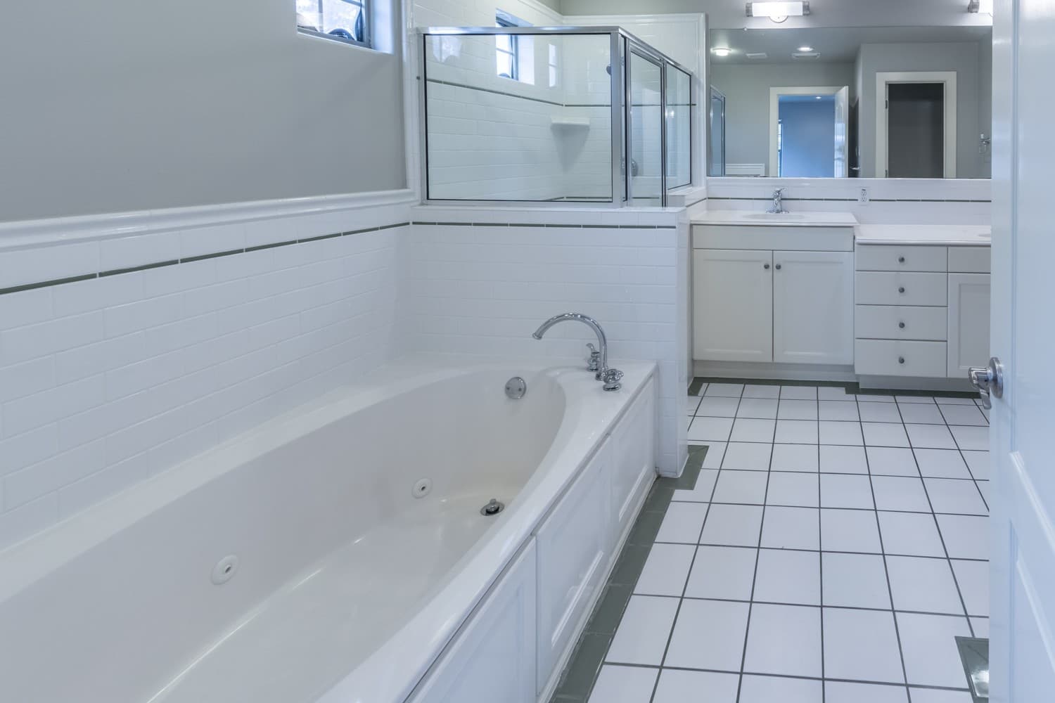Austin House: 306 East 34th Street Unit A