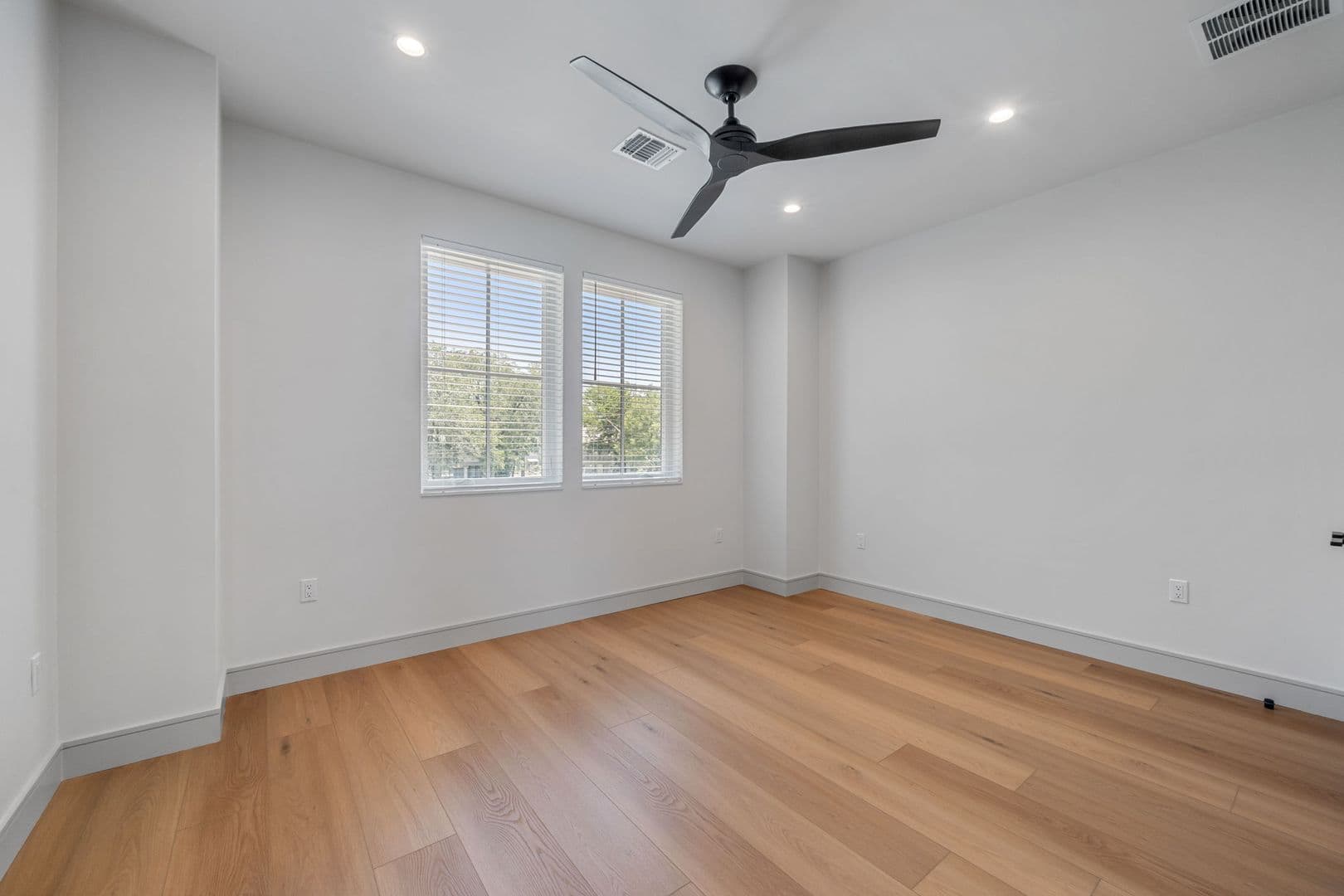 Austin Apartment: 917 E 37th Street