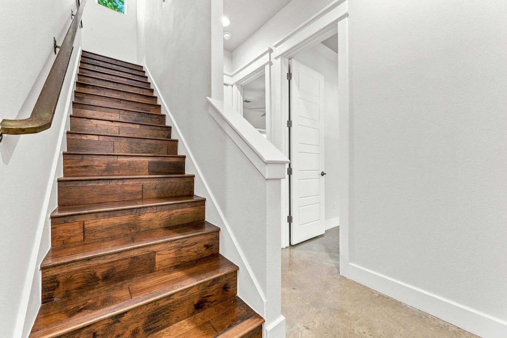 Austin House: 923 East 37th Street