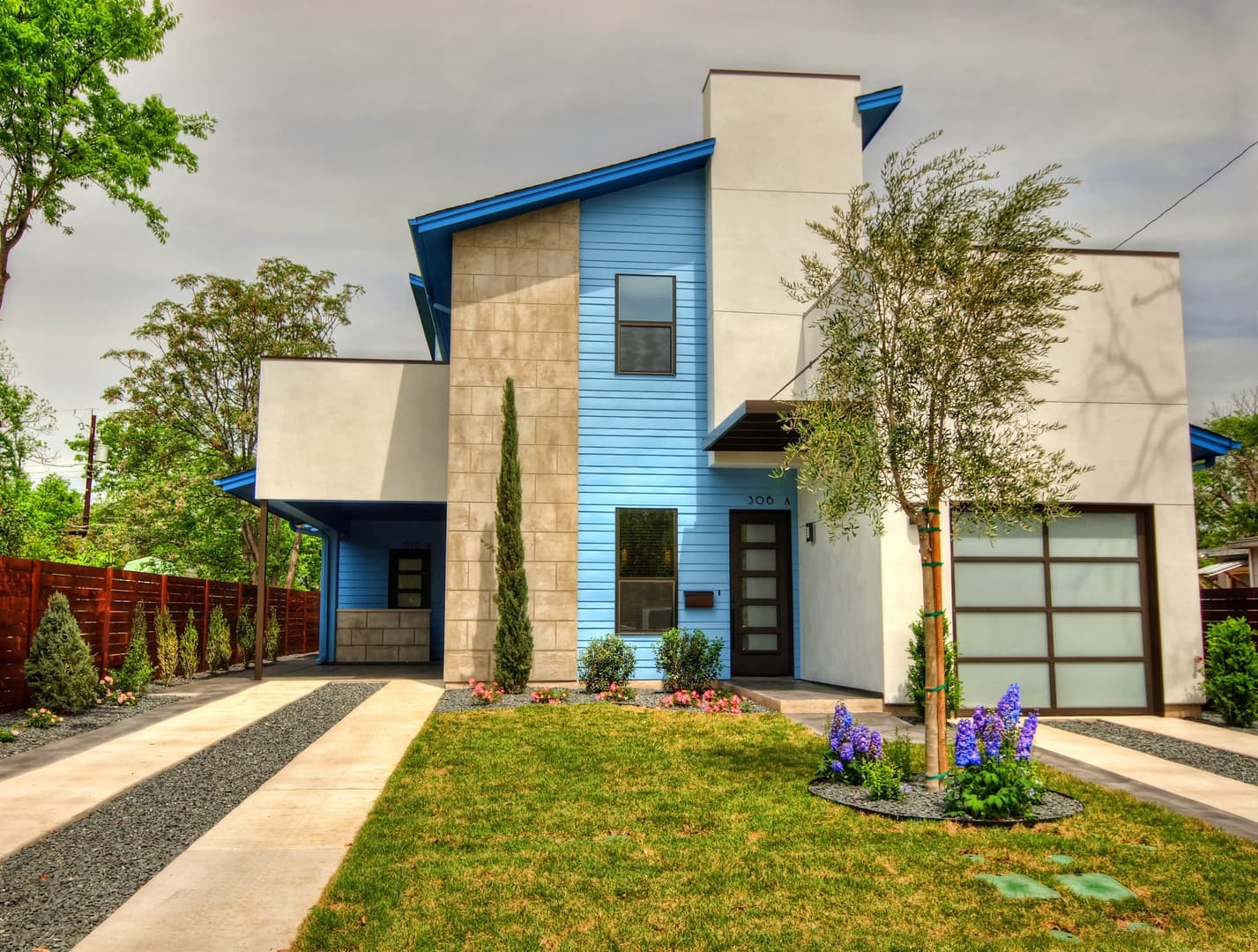 Austin Apartment: 306 Franklin Blvd