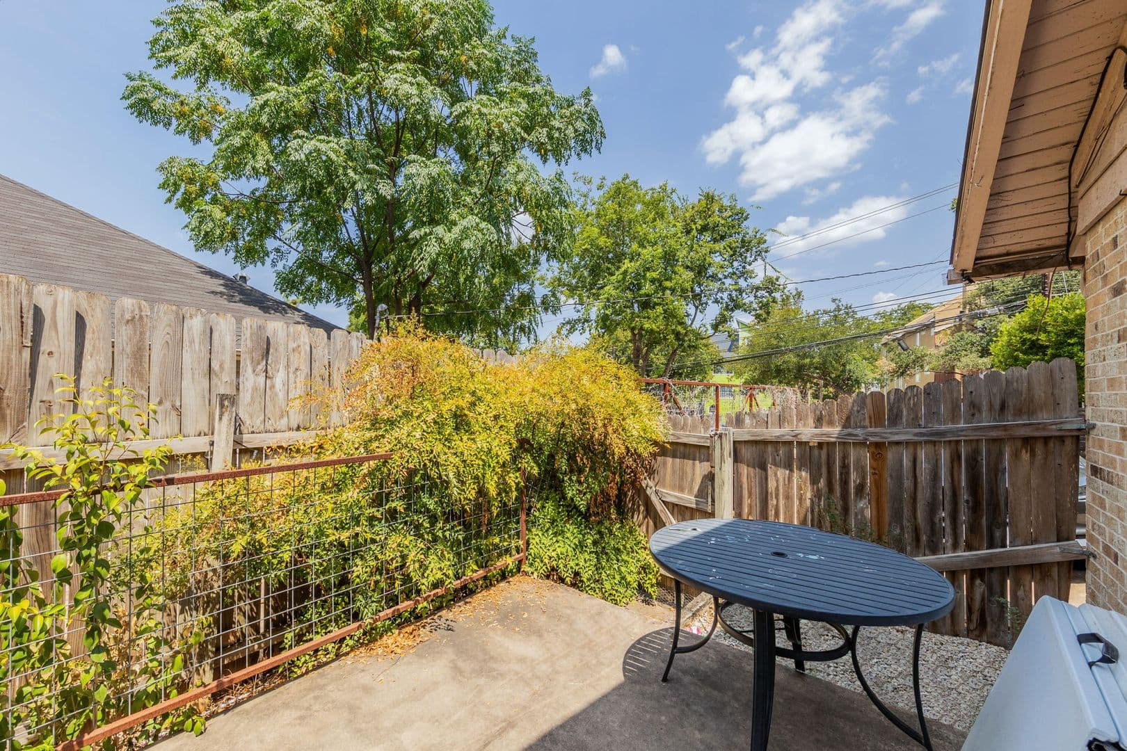 Austin Apartment: 1003 West Martin Luther King, Jr Blvd.
