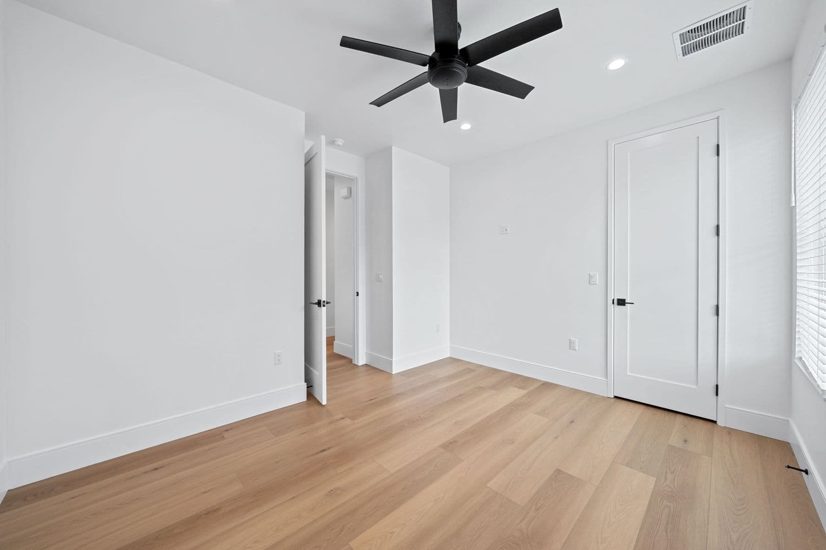Austin House: 3900 Becker