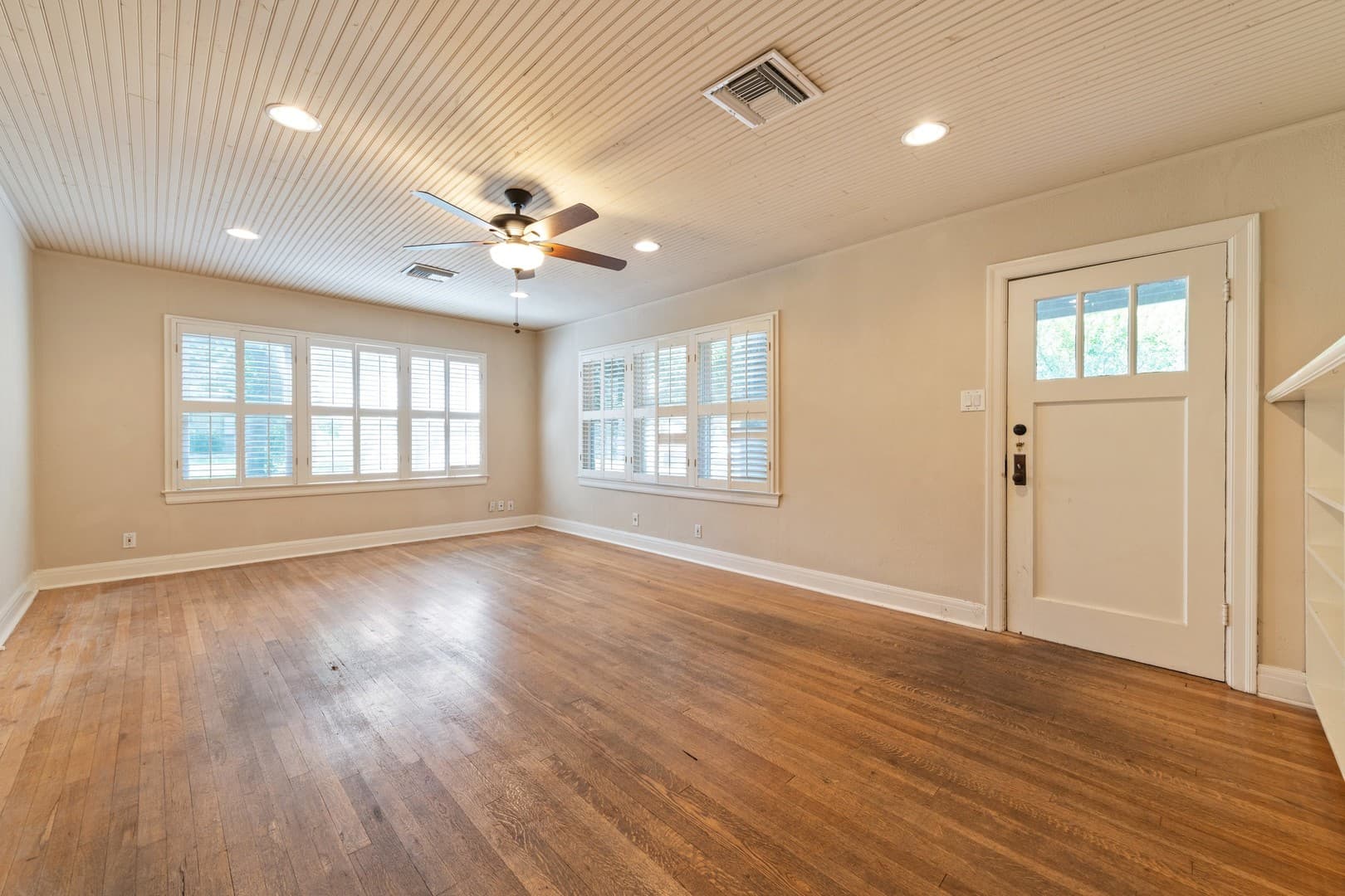 Austin Apartment: 921 East 37th Street