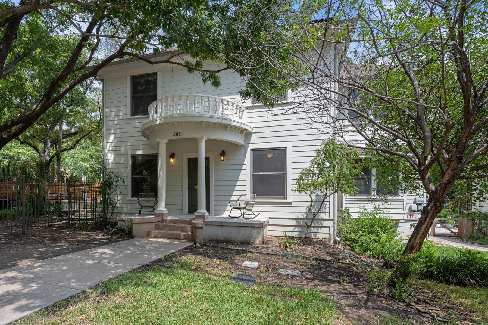 Austin House: 2811 Hemphill Park