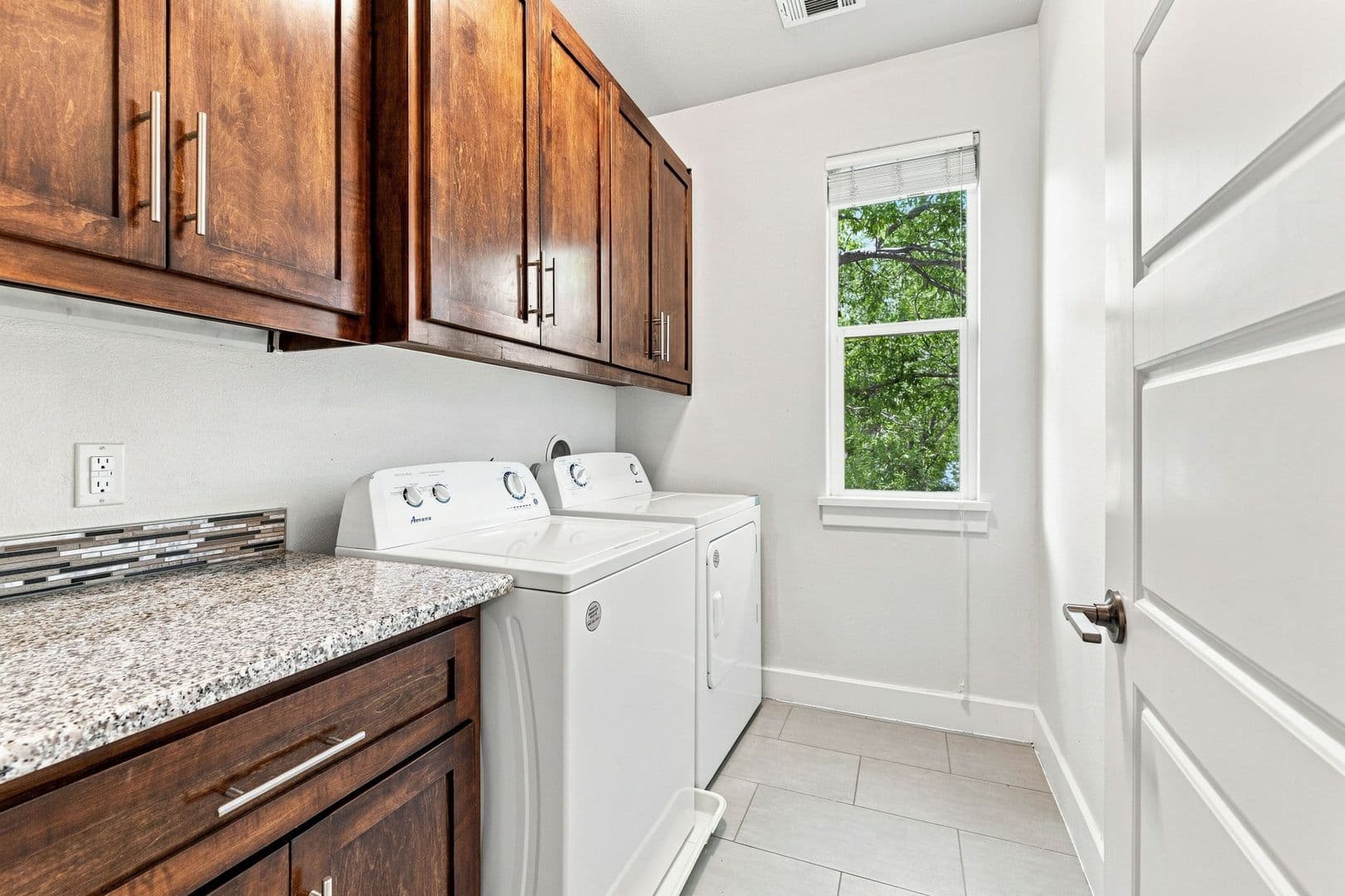 Austin House: 923 East 37th Street