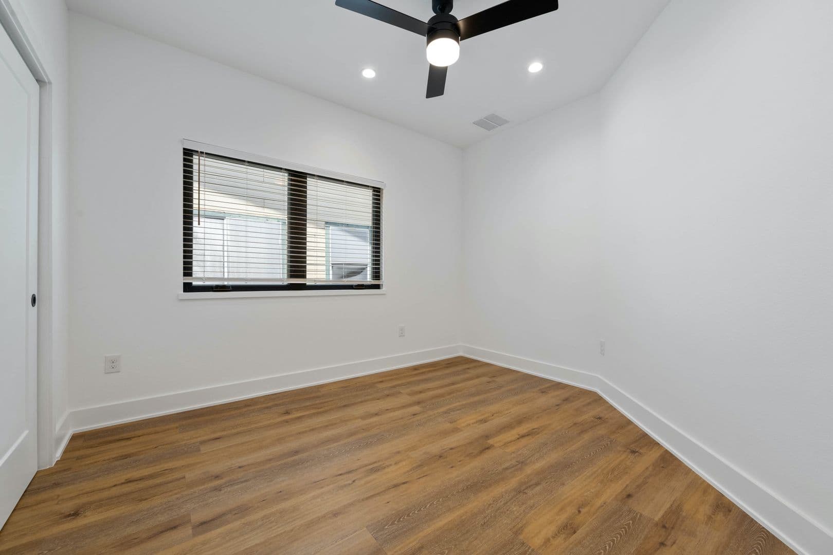 Austin Apartment: 2710 San Pedro Street