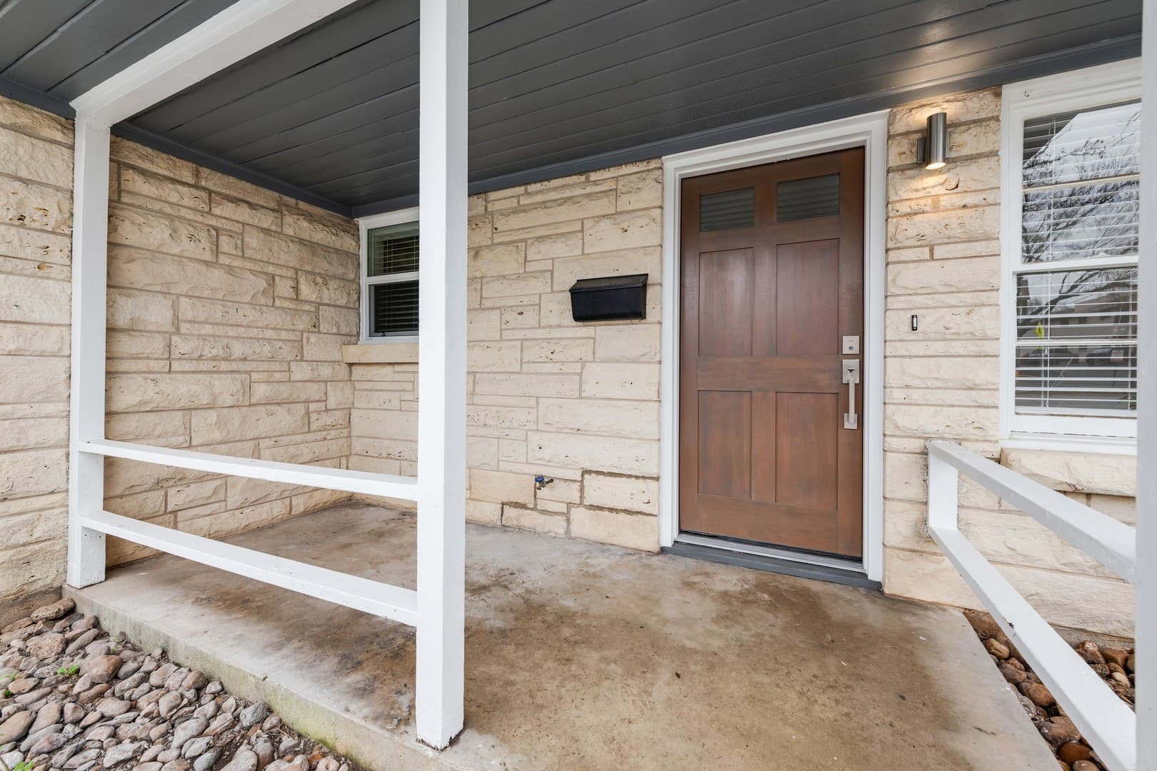 Austin House: 1021 East 45th Street