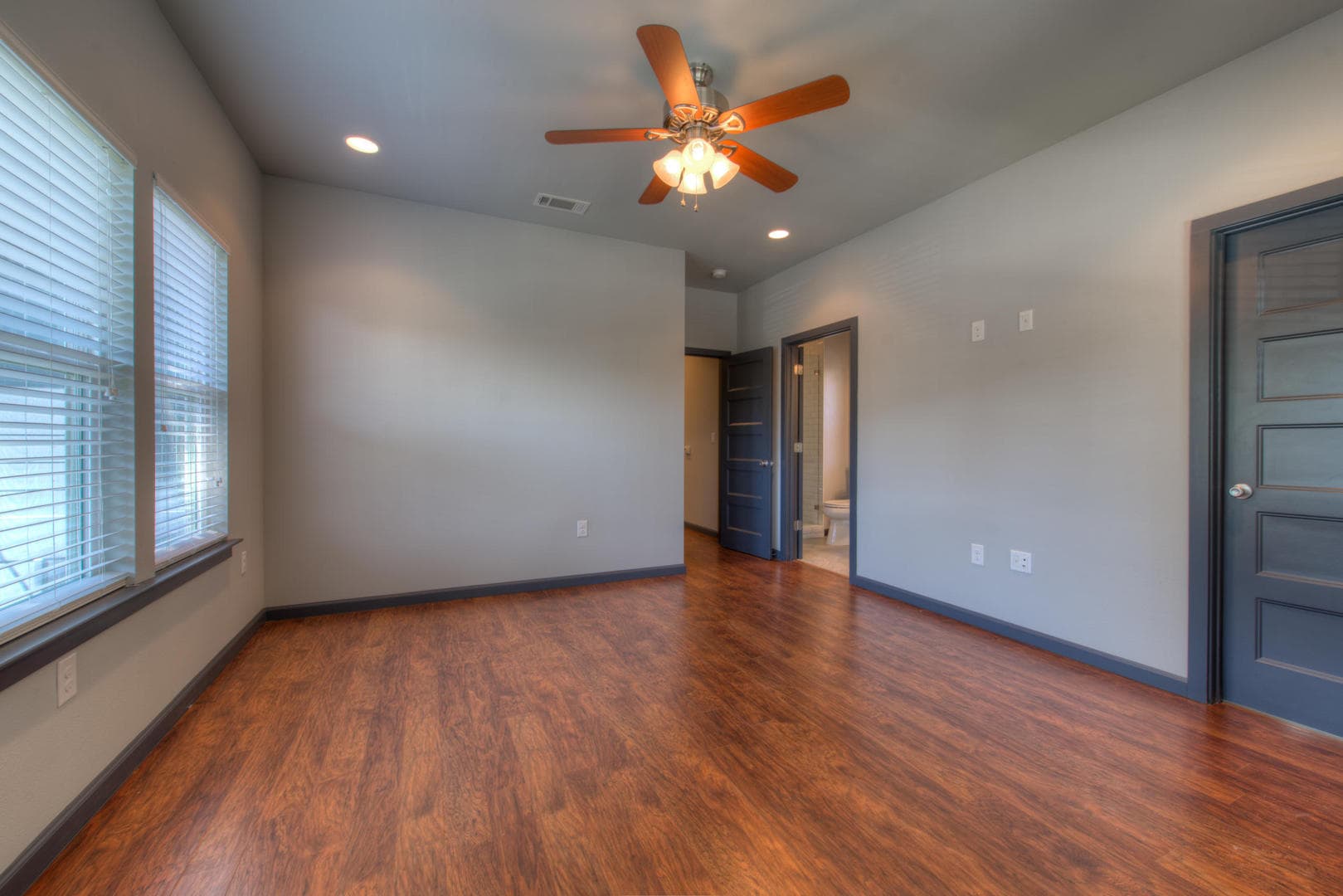 Austin Apartment: 3704 Harmon Ave