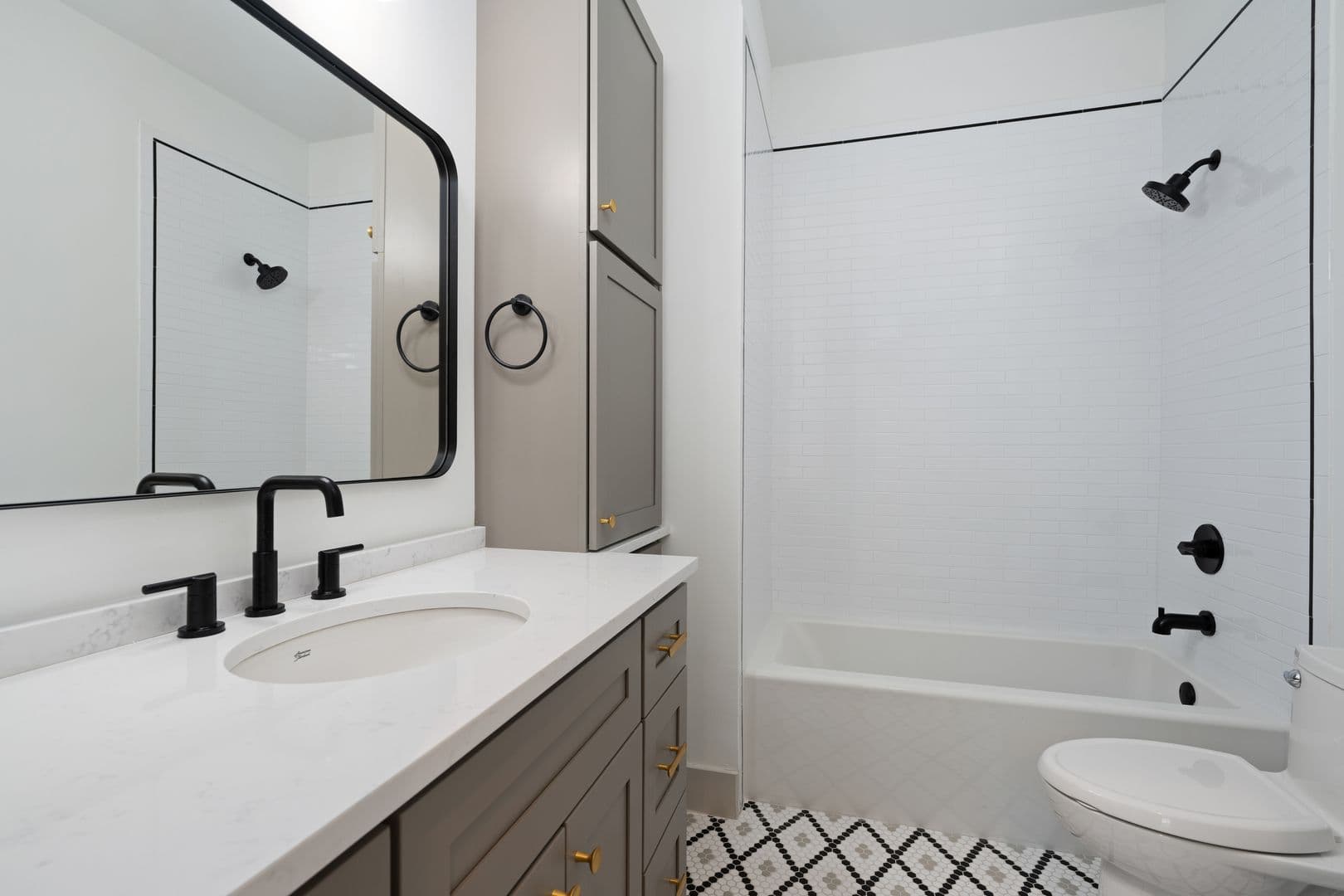 Austin Apartment: 1914 David Street