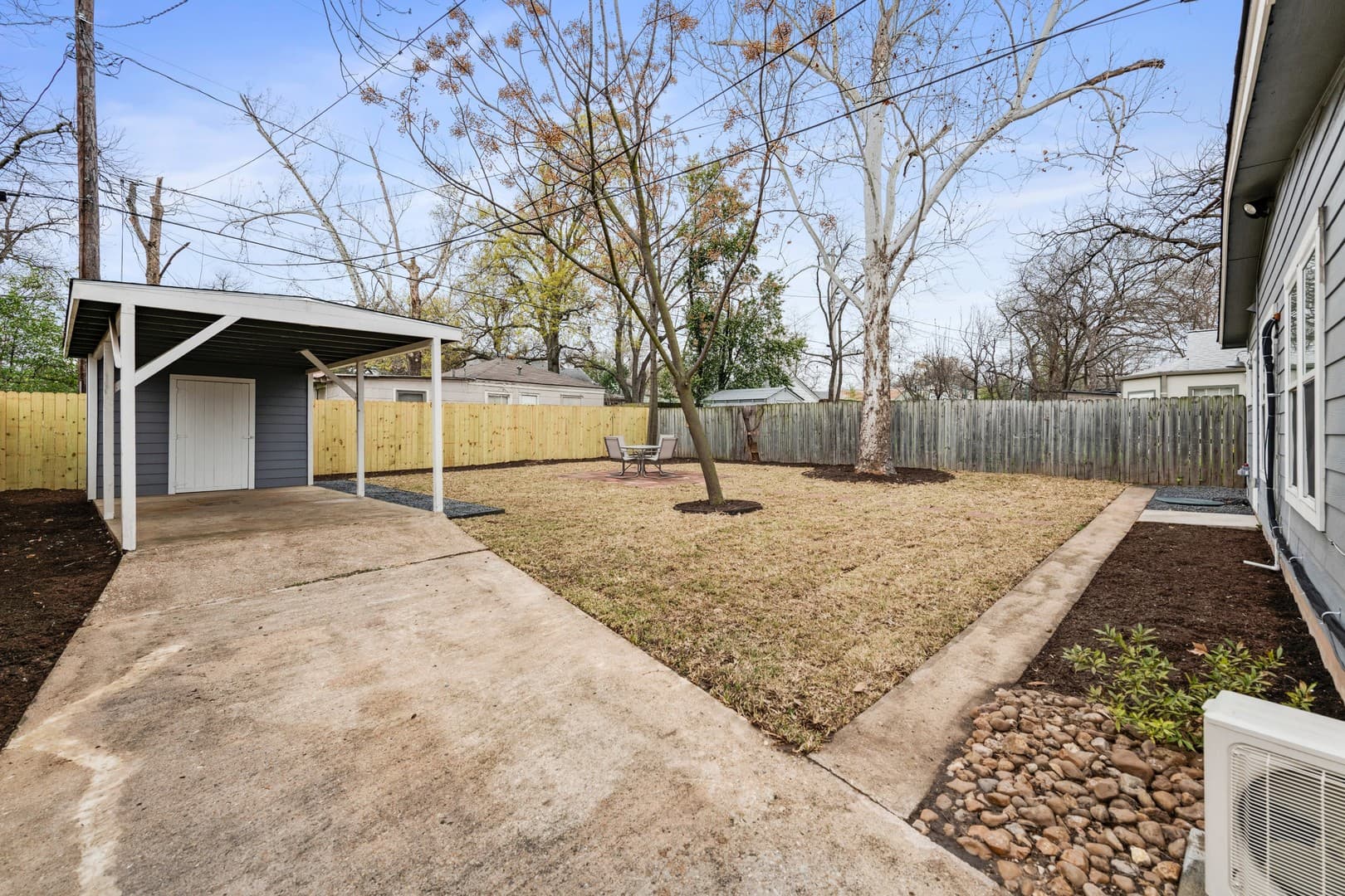 Austin House: 1021 East 45th Street